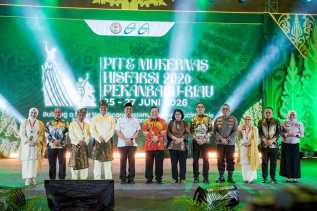 Wakil Walikota Pekanbaru Hadiri Opening Ceremony PIT dan Mukernas Hisfarsi PP IAI di SKA Co-Ex