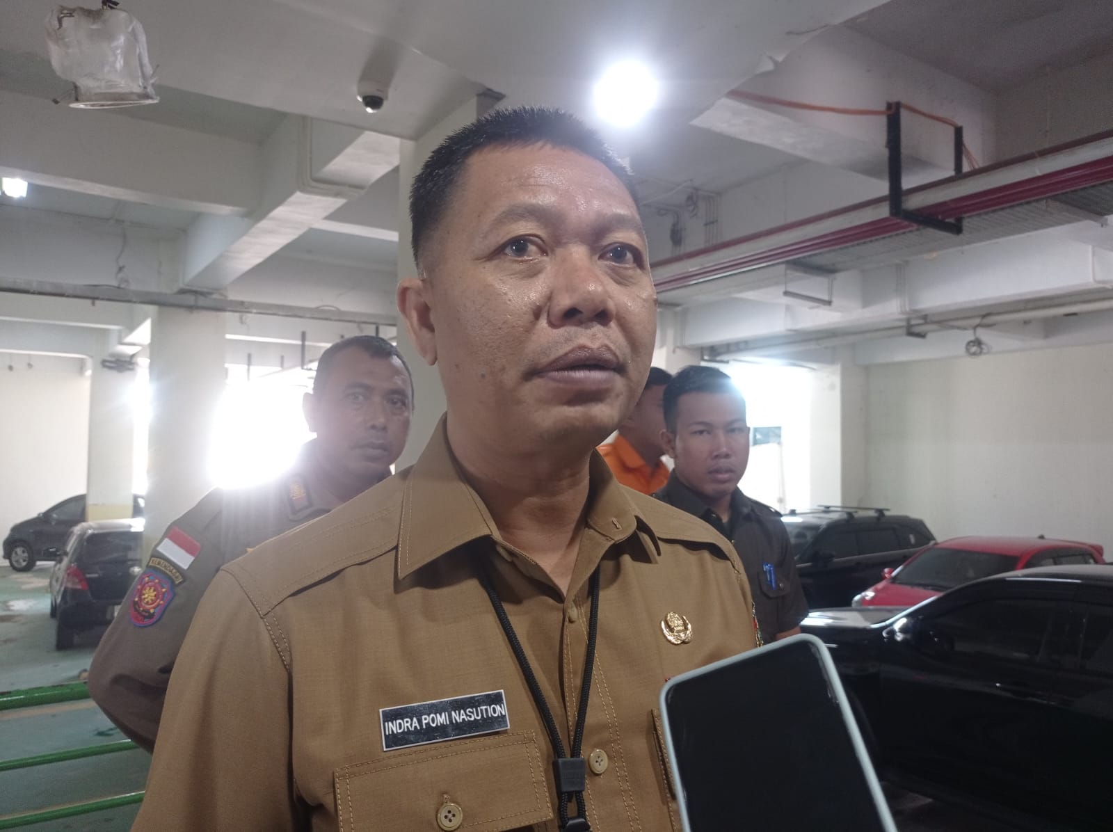 Warga Diimbau Laporkan Pohon Rawan Tumbang ke DLHK Pekanbaru