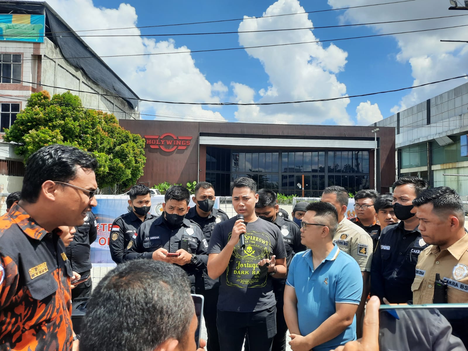 Tak Ingin Masalah Panjang, Holywings Pekanbaru Meminta Maaf dan Berikan Klarifikasi