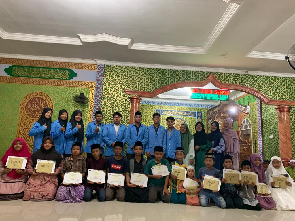 MEMPERINGATI 1 MUHARRAM 1444 H MAHASISWA KKN UIN SUSKA RIAU DESA LUBUK MAS GELAR BERBAGAI PERLOMBAAN