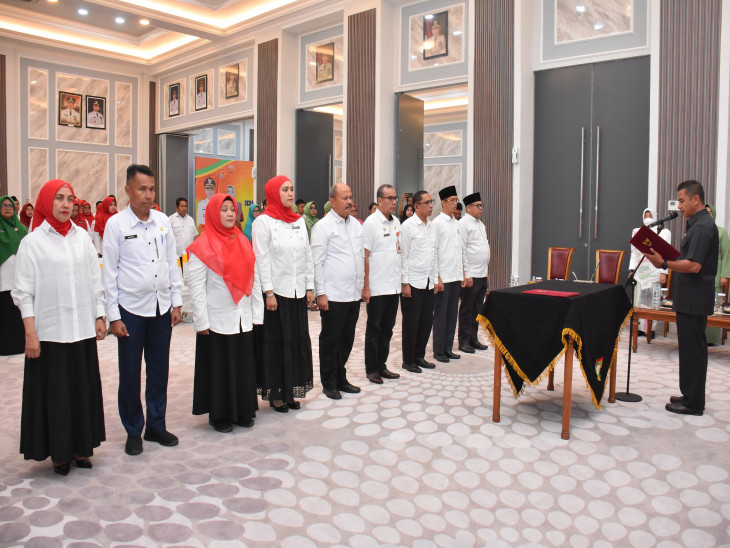 Ikut Dilantik Sebagai Pengurus Dekranasda Kab. Kampar, Plt. Kadis Kominfo Dan Persandian Kab. Kampar Siapkan Strategi Promosi