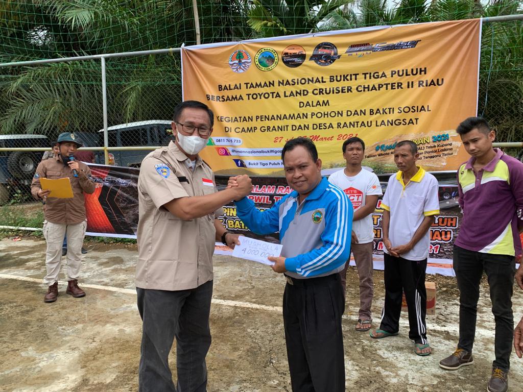 TLCI Chapter # 2 Riau Kembali Berkiprah, Kukuhkan Korwil Inhu dan Gelar Bakti Sosial serta Penanaman Pohon