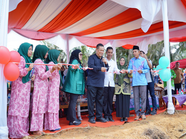 Bersama Sekda Prov.Riau, Pj Sekda Kampar Ahmad Yuzar Resmikan Destinasi Wisata Pulau Kambiu Cunduong Tobek Katoman Indah