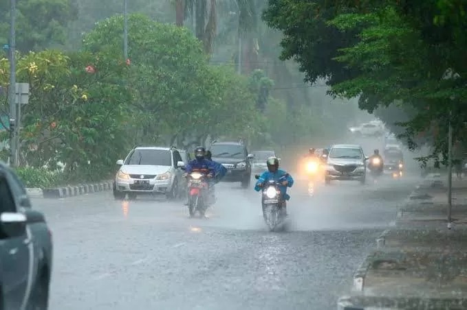 BPBD Pekanbaru Terus Koordinasi dengan BMKG Pantau Kondisi Cuaca