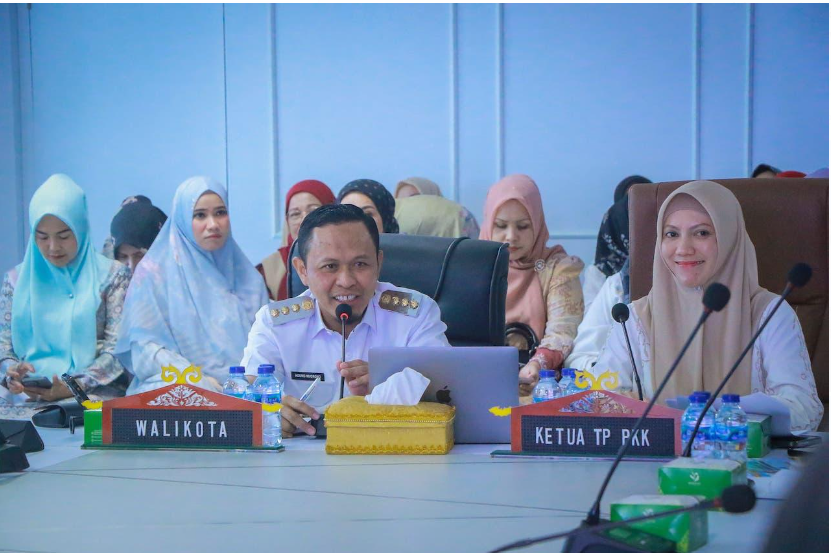 Wali Kota Pekanbaru Pastikan Tidak Ada PHK THL, Fokus Pulihkan Ekonomi