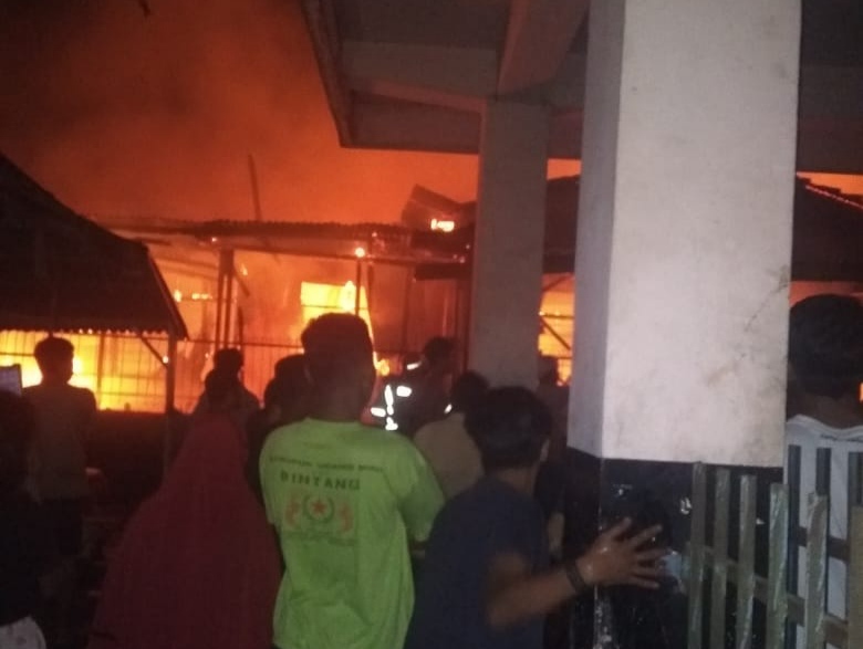 Lima Unit Rumah di Panger Hangus Dilalap Jago Merah