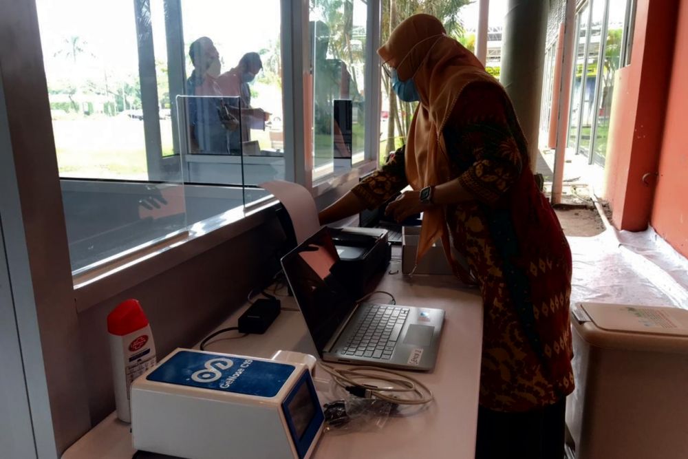 Mulai Senin Bandara SSK II Pekanbaru Gunakan GeNose Tes COVID-19