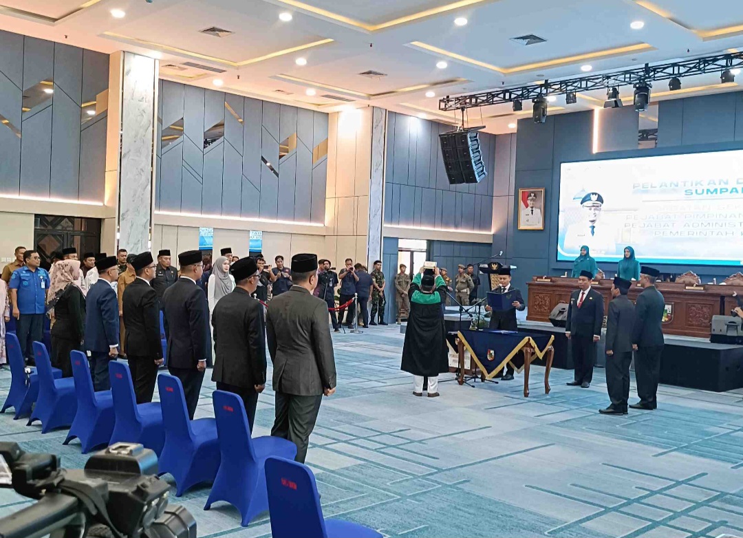 Zulhelmi Arifin Resmi Dilantik sebagai Sekda Pekanbaru