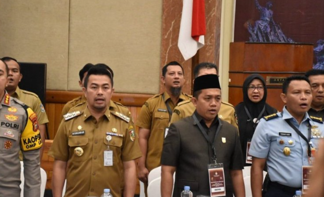Ketua DPRD Pekanbaru Muhammad Isa Lahamid Hadiri Pengundian Nomor Urut Calon Wali Kota 2024