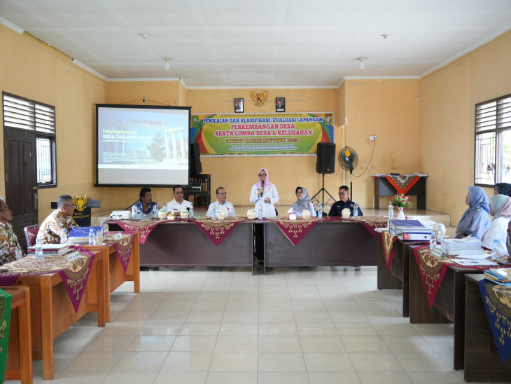 Wabup Hj. Misharti Tinjau Evaluasi Lapangan Lomba Desa/Kelurahan