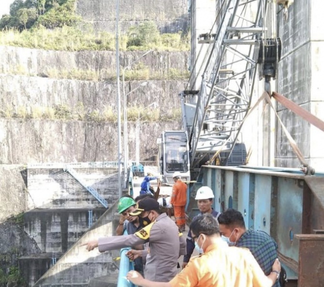 Polres Kampar Himbau Masyarakat Tingkatkan Waspada Terhadap Banjir