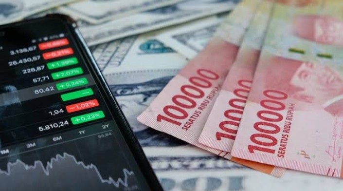 Nilai Tukar Rupiah Ditutup Melemah di Level Rp14.605 Per USD