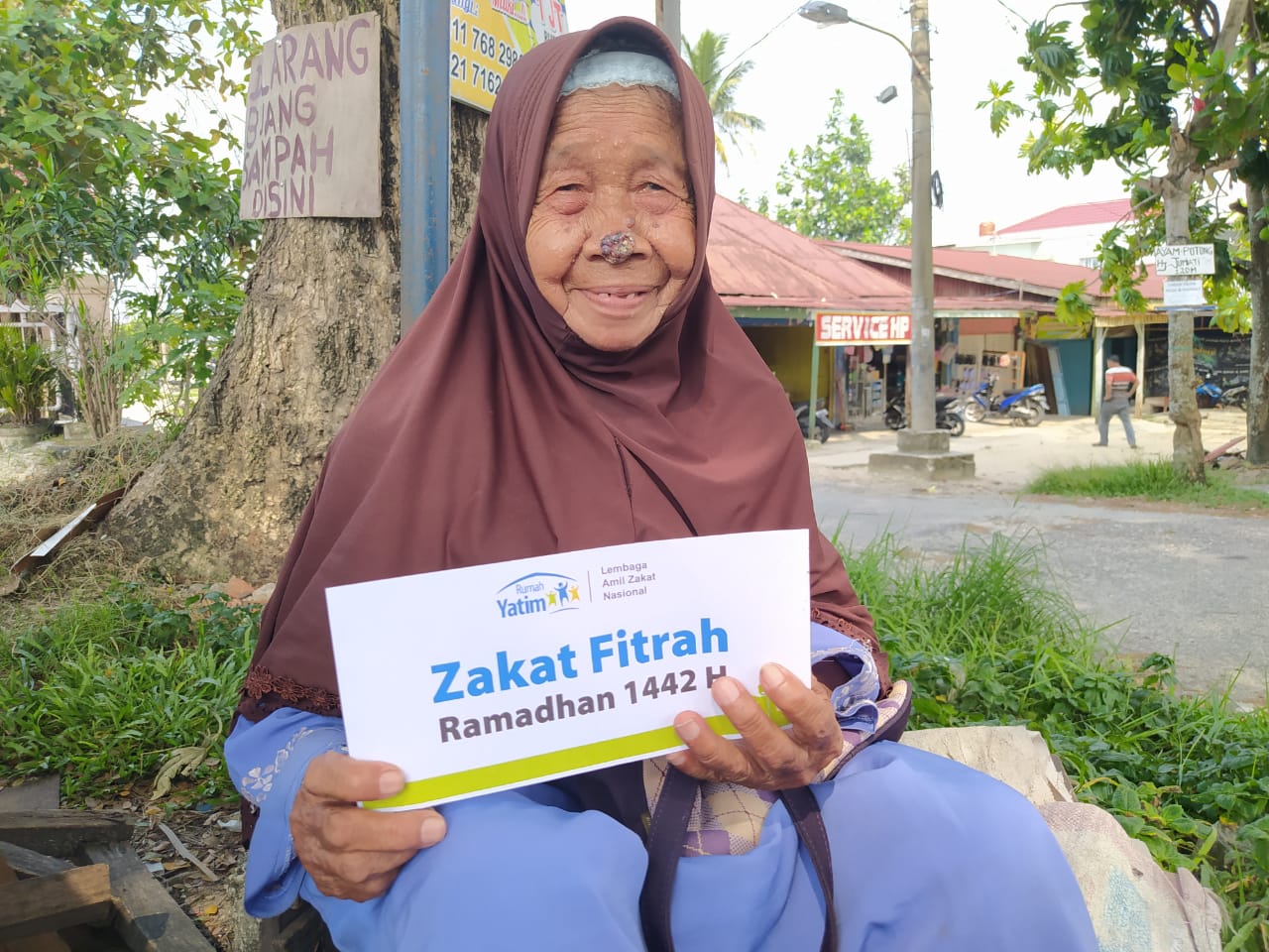 Rumah Yatim Bagikan Program Bantuan Zakat Fitrah untuk Keluarga Prasejahtera Kota Pekanbaru