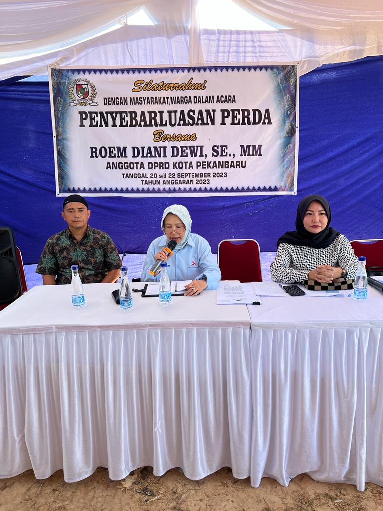 Anggota DPRD Roem Diani Dewi Laksanakan Penyebarluasan Perda di Jalan Tanjung Datuk