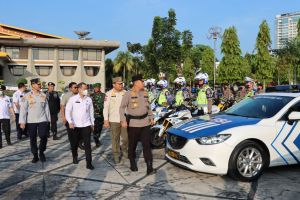 Kapolresta Pekanbaru Pimpin Apel Pengamanan Tour de Siak