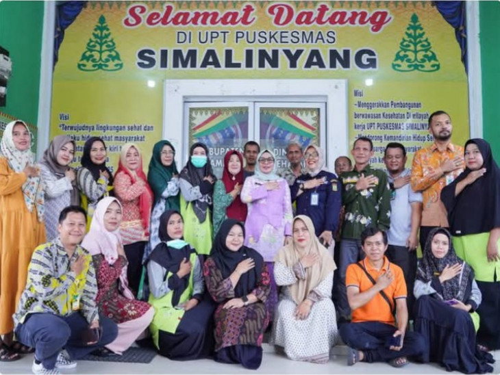 Wakil Bupati Kampar Kunjungi Pustu dan Puskesmas Di Kec. Kampar Kiri Tengah
