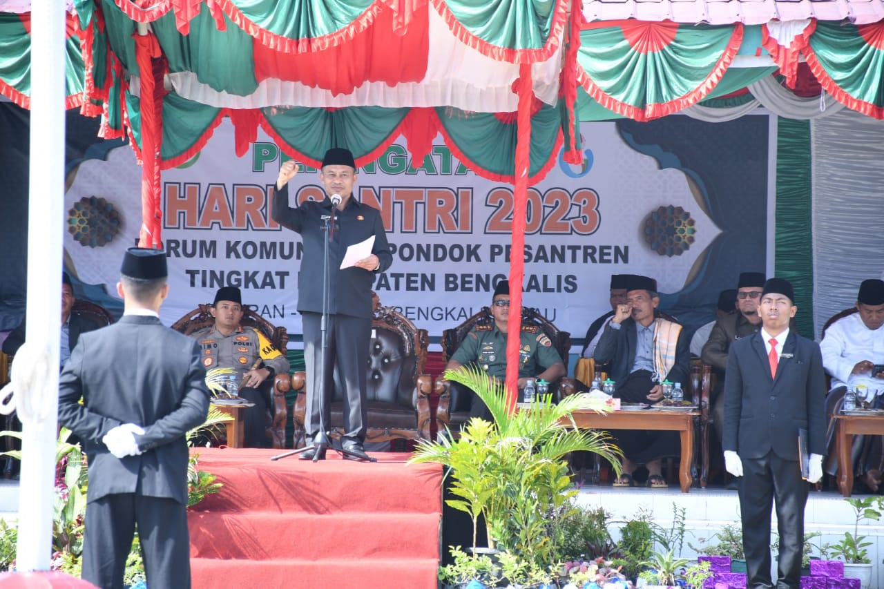 Hari Santri Nasional, Bupati Bengkalis Ajak Santri Bangun Kejayaan Negeri dengan Jihad Intelektual