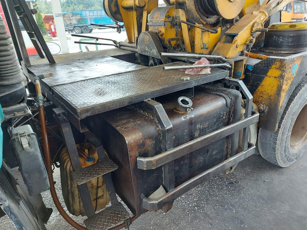 Tim Krimsus Tangkap Truk Derek Berkapasitas Tangki 450 Liter, Langsir BBM Subsidi Untuk Kebutuhan Industri