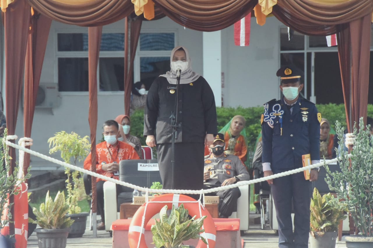 Bupati Bengkalis Lantik 48 Orang Taruna Taruni Kemaritiman