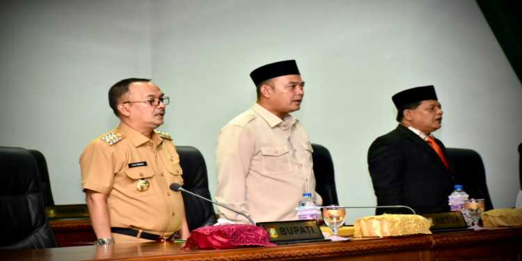 Pj Bupati Kampar Apresiasi DPRD Kampar Telah Bahas Tujuh Ranperda