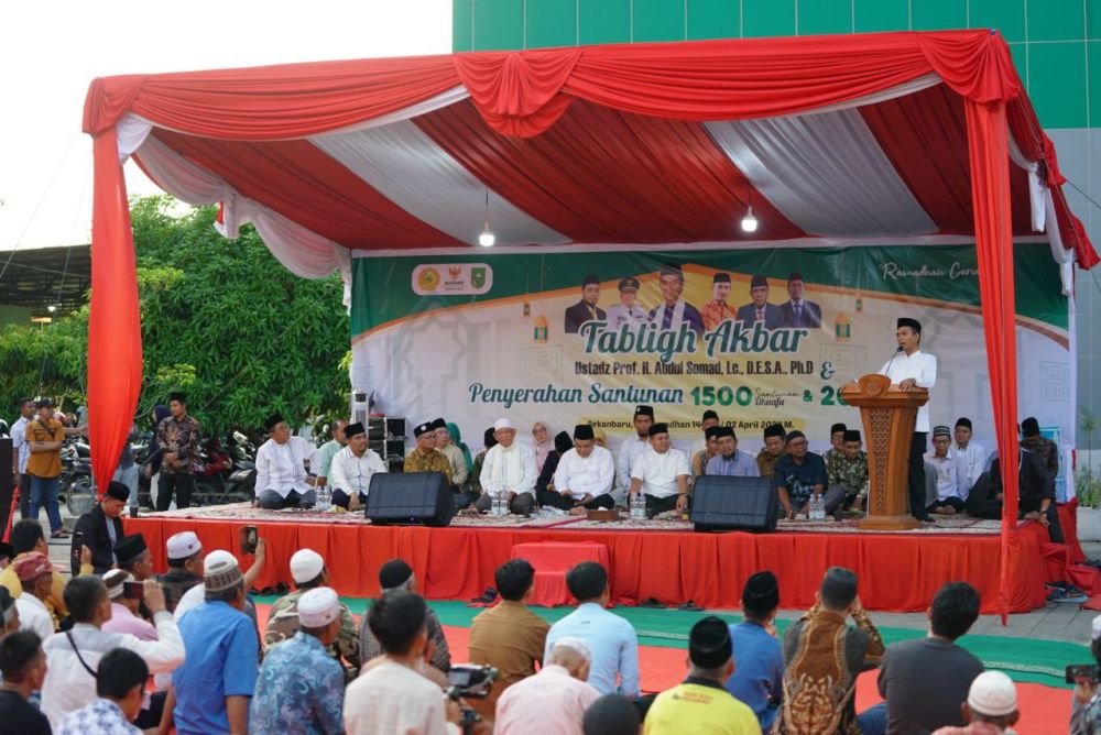 Pj Gubernur Riau Bersama UAS Hadiri Tabligh Akbar di Universitas Muhammadiyah Riau