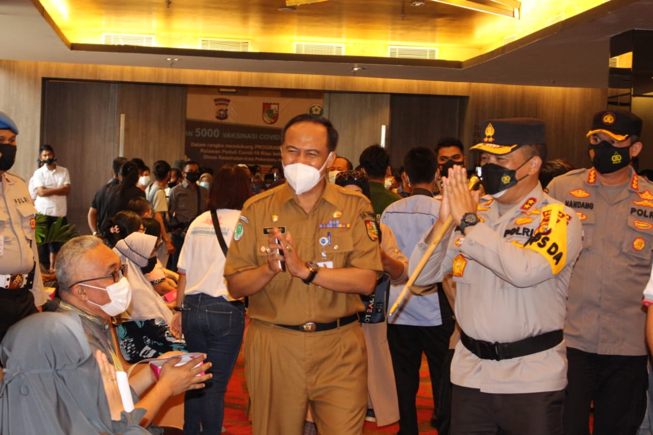 Sebanyak 5.000 Lansia Jalani Proses Vaksinasi di 2 Hotel