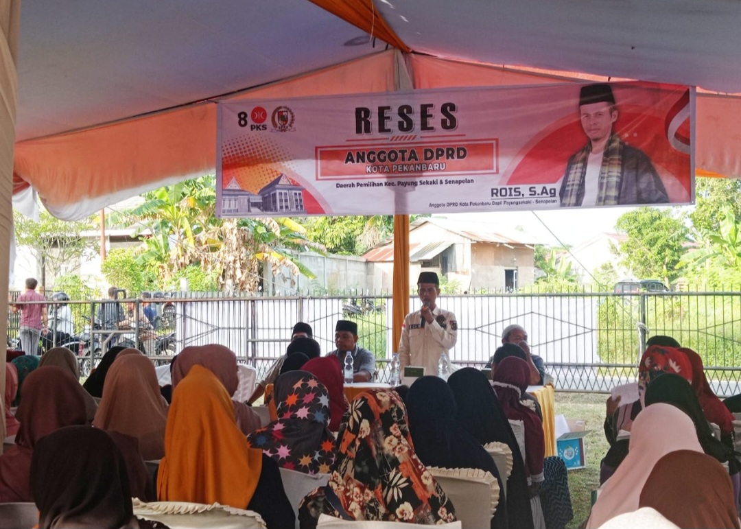 Rois Reses di Labuh Baru Timur, Warga Keluhkan Persoalan PPDB