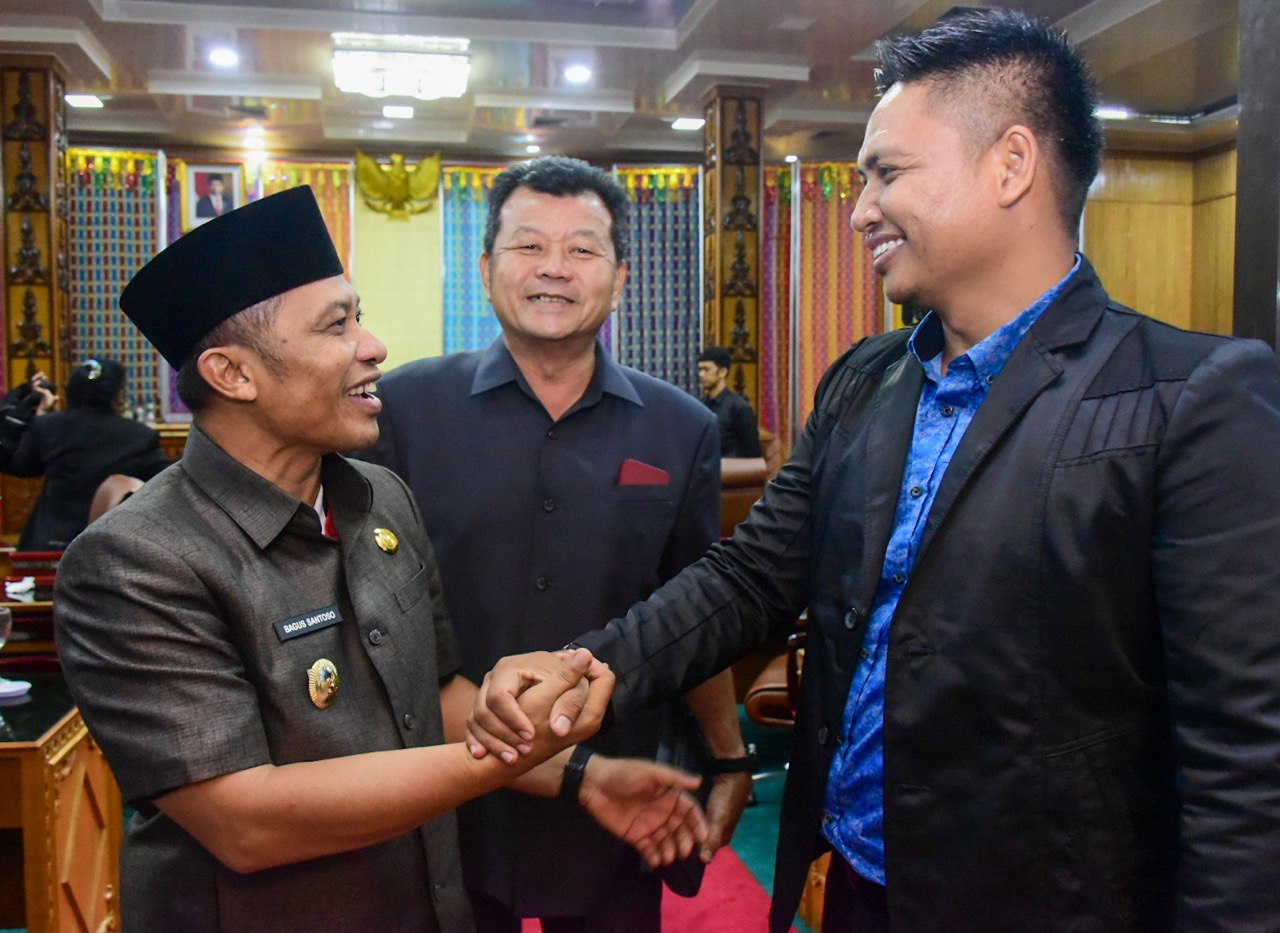 Kepada Legislatif Bupati Bengkalis Paparkan Gambaran Umum Laporan Keuangan Pemkab Bengkalis Usai Diaudit BPK RI