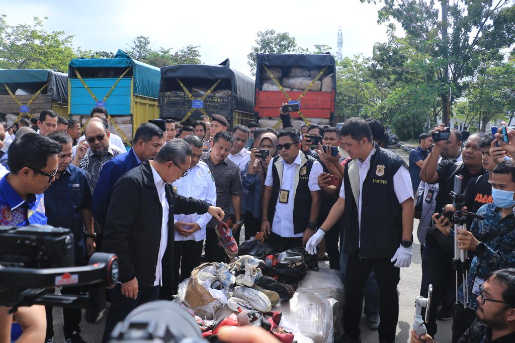 Pemko Pekanbaru Bakal Lakukan Sosialisasi Terkait Larangan Impor Baju Bekas