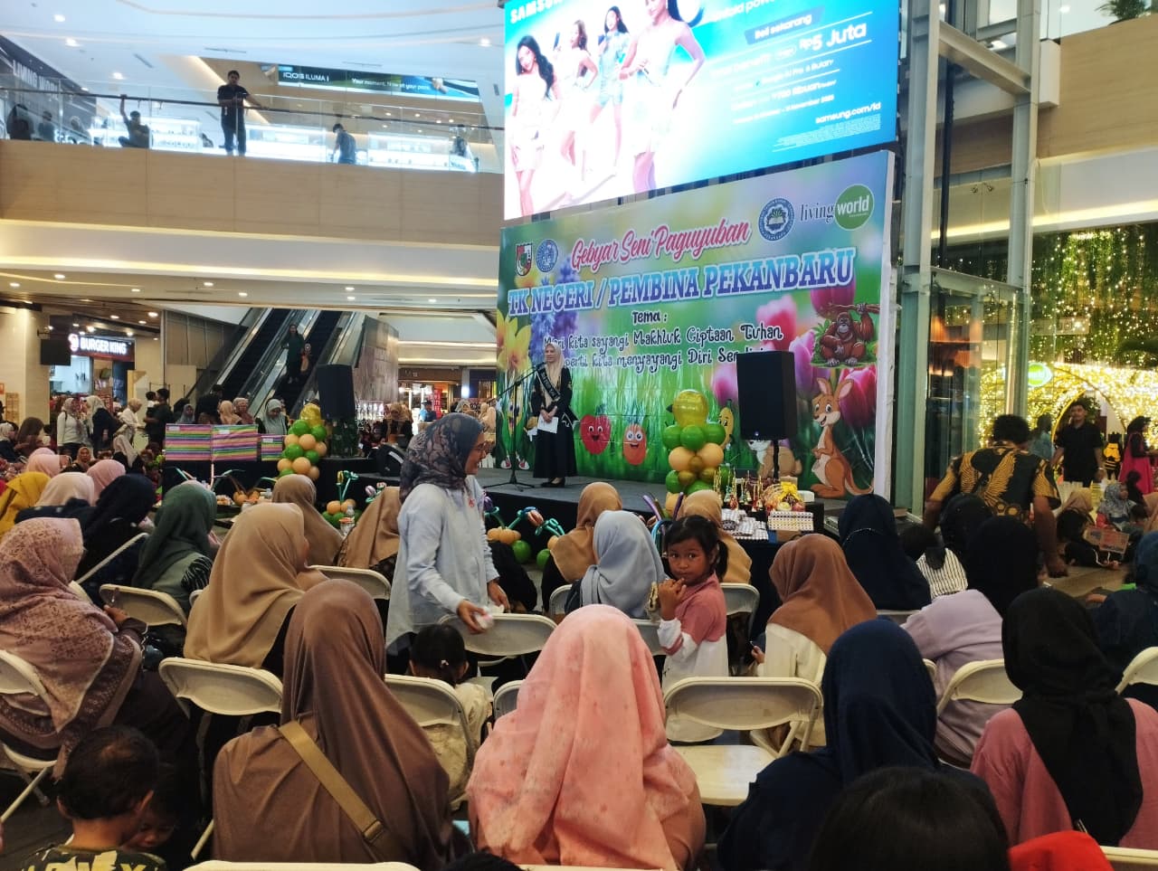 Bunda PAUD Kota Pekanbaru Apresiasi Gebyar Seni Paguyuban TK Negeri/Pembina Pekanbaru
