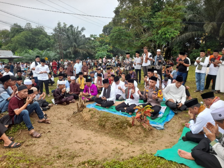 Bupati Kampar Apresiasi Atas Pelestarian Budaya Aghi Ghayo Onam