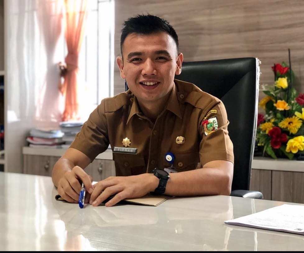 Firman Hadi Kini Resmi Ditunjuk Sebagai Plt Diskominfotiksan  Pekanbaru