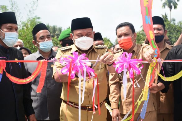 Bupati Kampar Resmikan Jembatan Arifin Ruslan