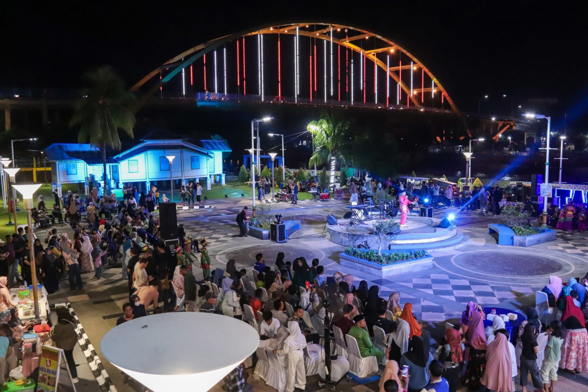 Ratusan Warga Ramaikan Festival Budaya Kreatif Melayu di Rumah Tuan Kadi