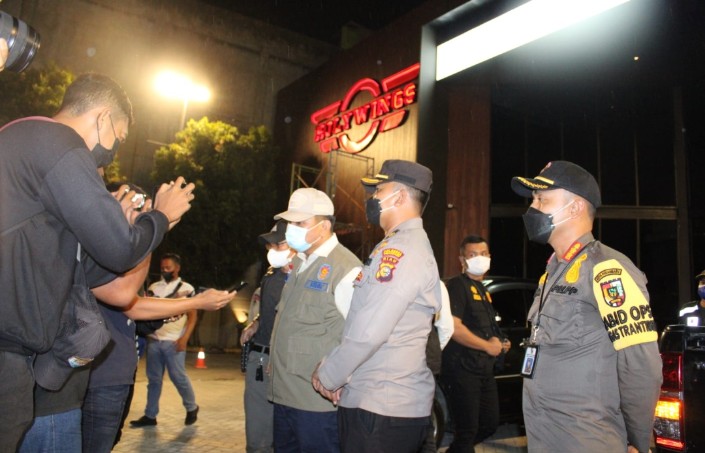Polri, TNI, Dan Sat Pol PP Lakukan Penertiban Dalam Penanganan Covid-19 Di Kota Pekanbaru