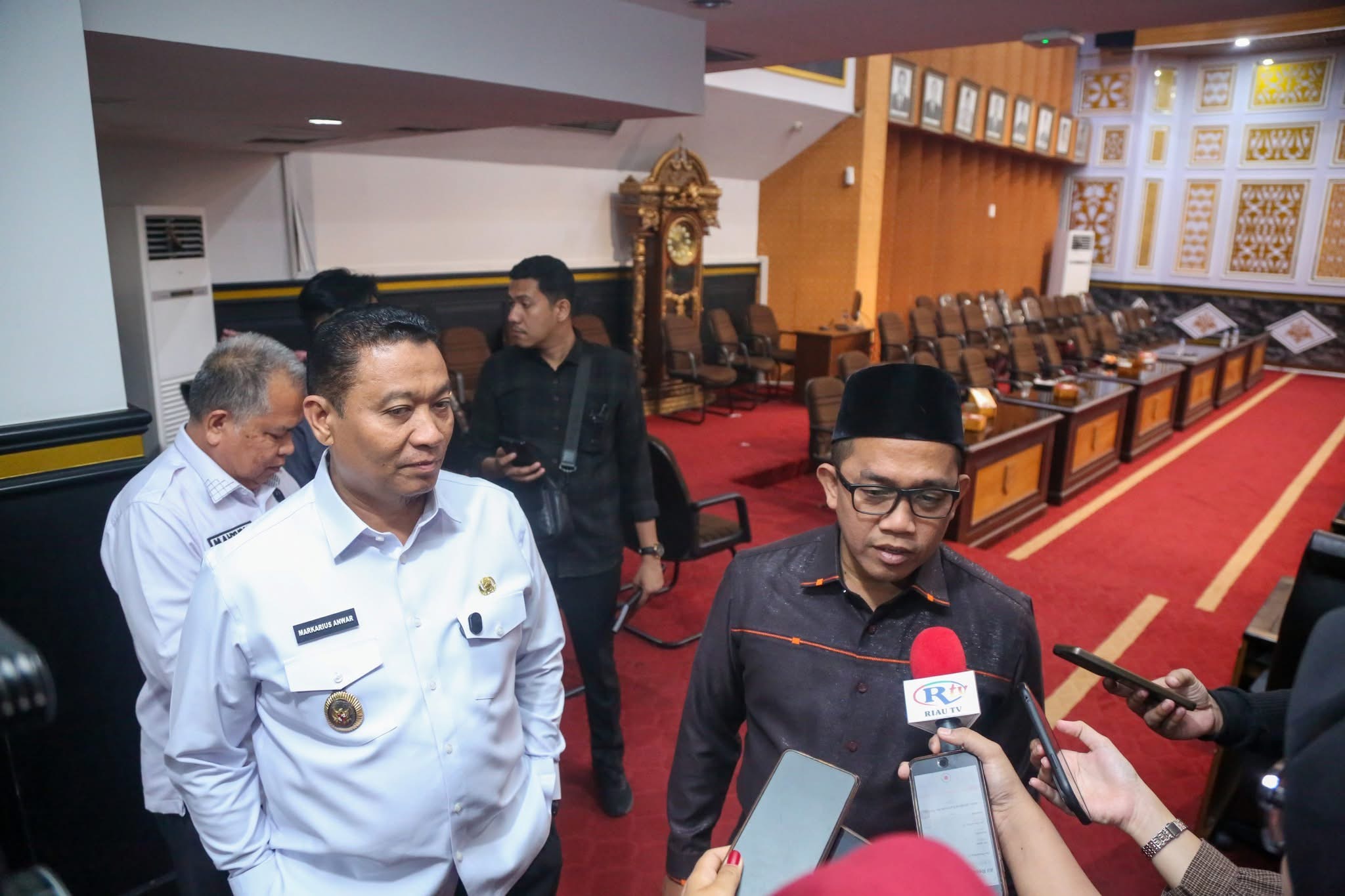 Ketua DPRD Apresiasi Pemko Pekanbaru Bersihkan Sudirman dari Tiang Reklame